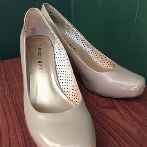 Madden Girl Pumps